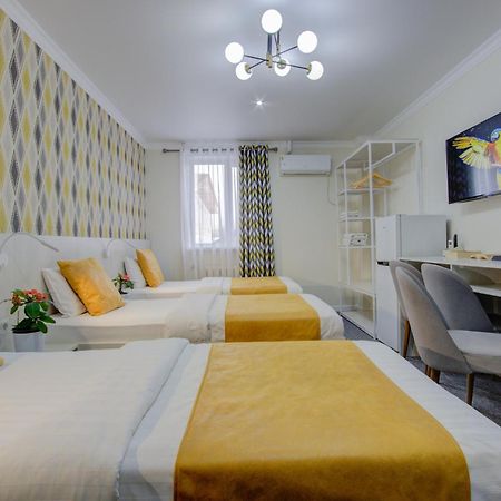 Viva Hotel Biškek Exteriér fotografie